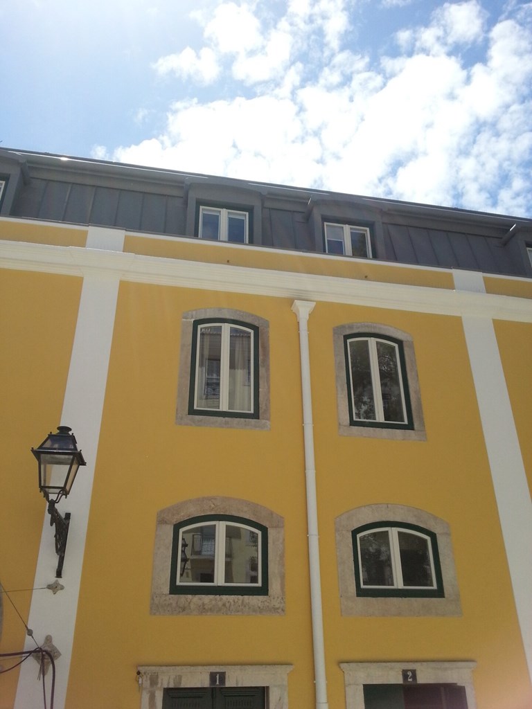 Lisbon Serviced Apartments - Ascensor da Bica