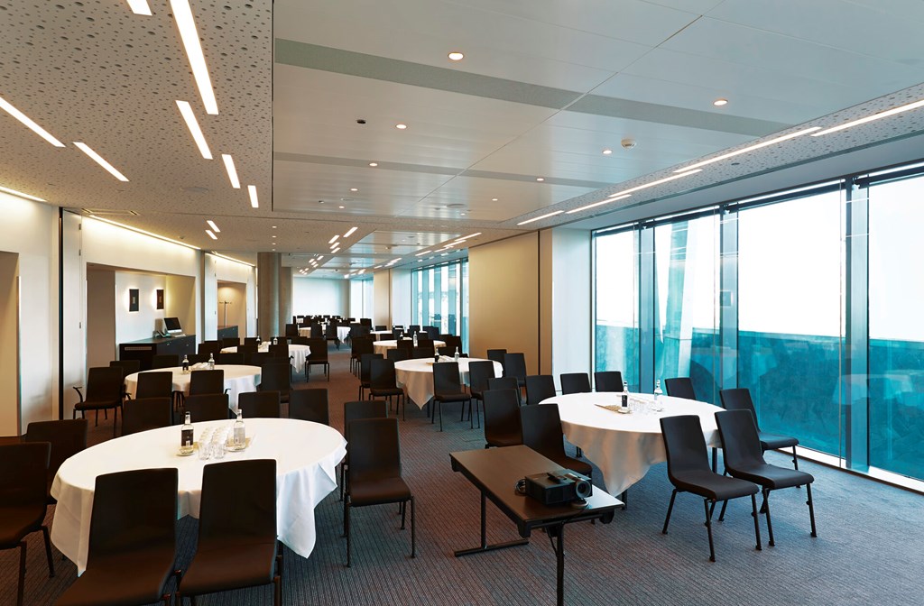 DoubleTree by Hilton Amsterdam Centraal Station