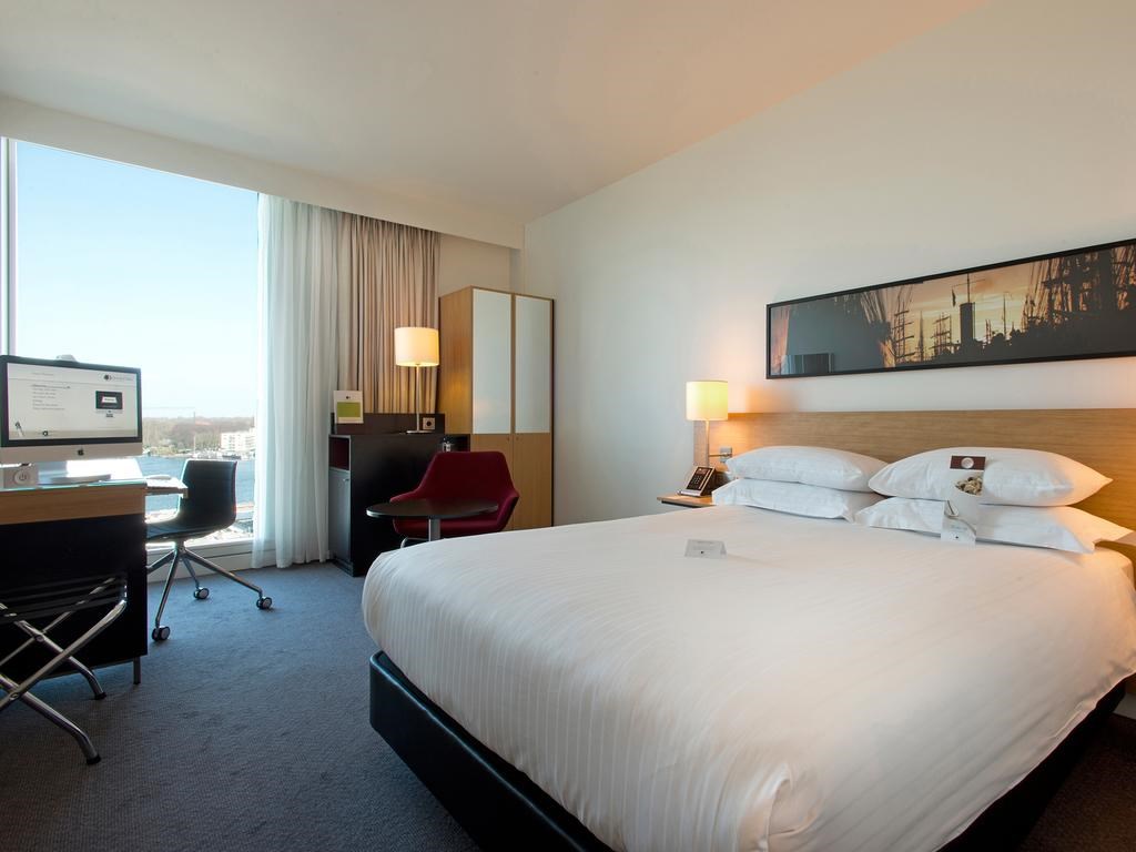 DoubleTree by Hilton Amsterdam Centraal Station