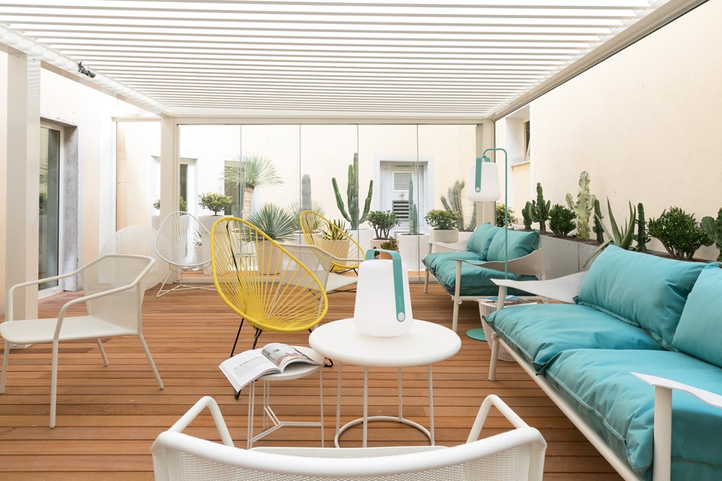 The Deck Hotel by HappyCulture