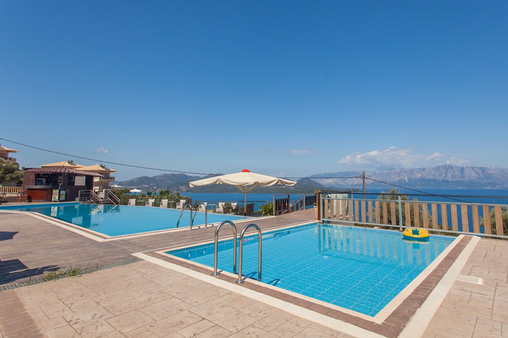 Ionian Fos Apartments 