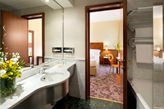 UNAHOTELS Mediterraneo Milano - photo 7