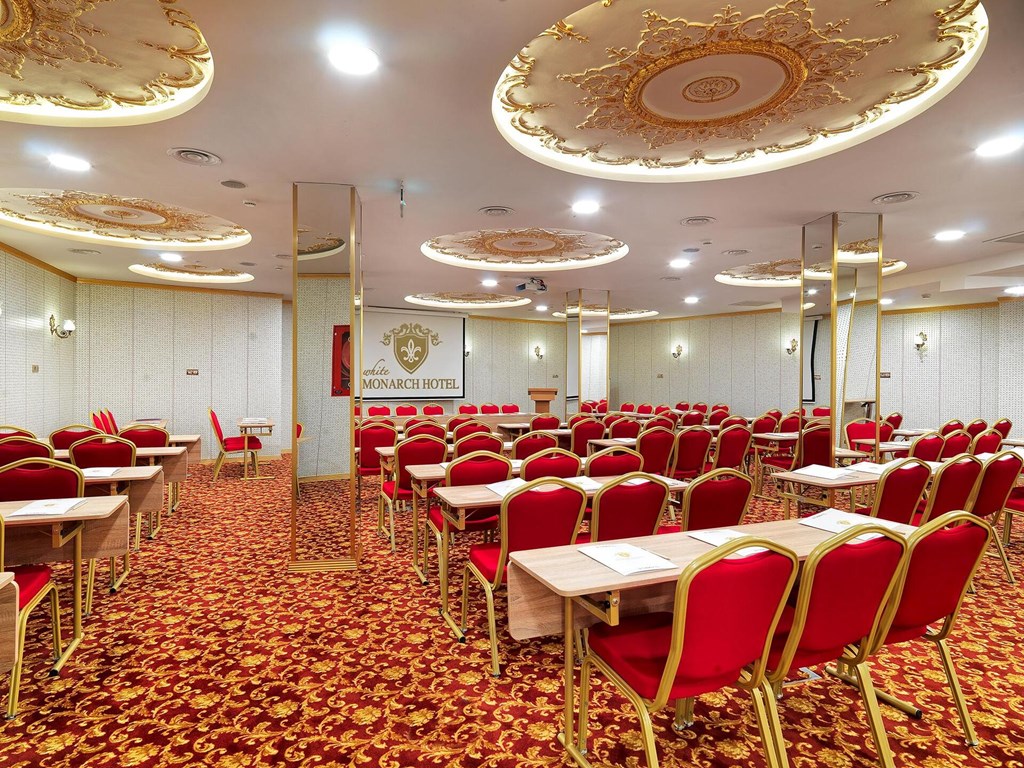 White Monarch Hotel: Conferences