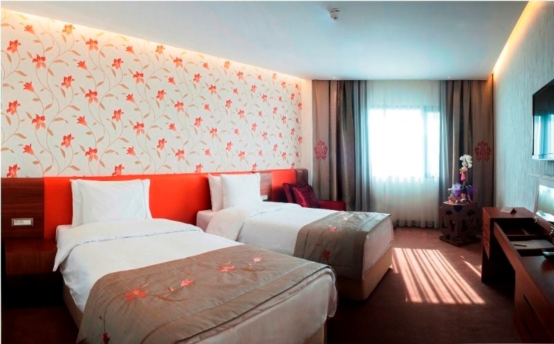 Ramada Hotel&Suites Atakoy