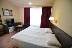 Yerevan Deluxe Hotel - photo 37