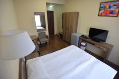 Yerevan Deluxe Hotel - photo 10