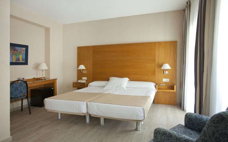 TRYP Ciudad de Alicante Hotel