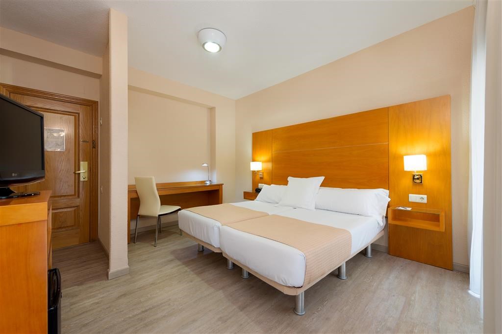 TRYP Ciudad de Alicante Hotel