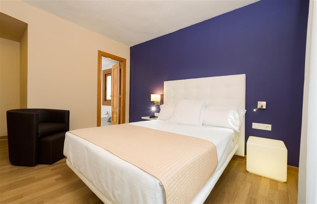 TRYP Ciudad de Alicante Hotel