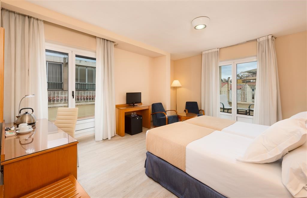 TRYP Ciudad de Alicante Hotel