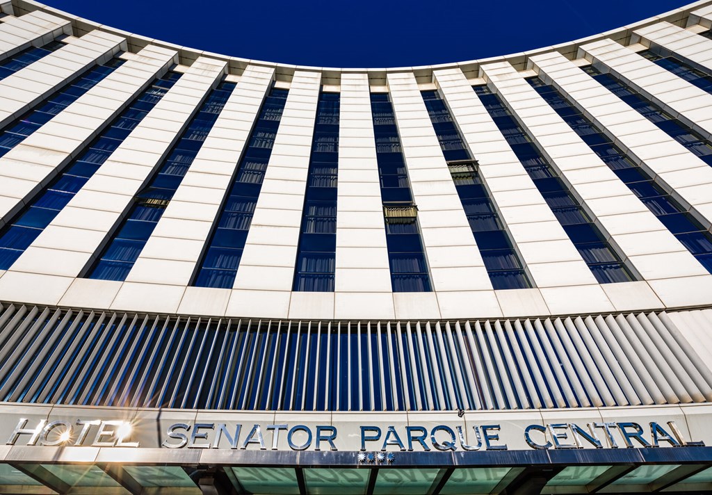 Senator Parque Central Hotel