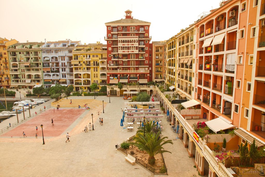 Valencia Port Saplaya Apartamentos