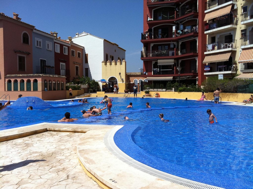 Valencia Port Saplaya Apartamentos