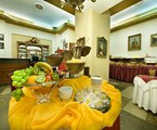 EA Hotel Rokoko