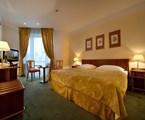EA Hotel Rokoko