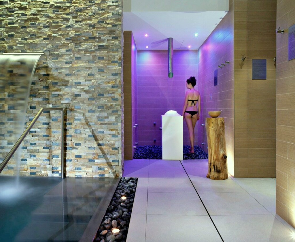 Select Suites & Spa