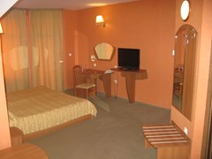 Estreya Palace - photo 4