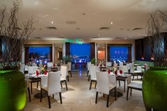 Crowne Plaza Muscat - photo 9