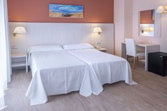 GHT Balmes - Apartaments & Splash - photo 7