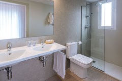 GHT Balmes - Apartaments & Splash - photo 10