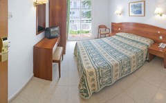 GHT Balmes - Apartaments & Splash - photo 16