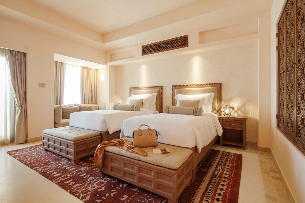 Jumeirah Al Wathba Desert Resort & Spa: Room