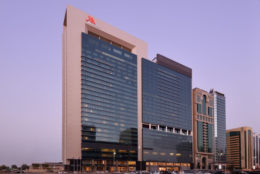 Marriott Downtown Abu Dhabi: Hotel exterior