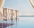 Royal M Hotel Abu Dhabi: Pool