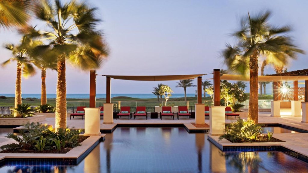 The St. Regis Saadiyat Island Resort: Hotel exterior