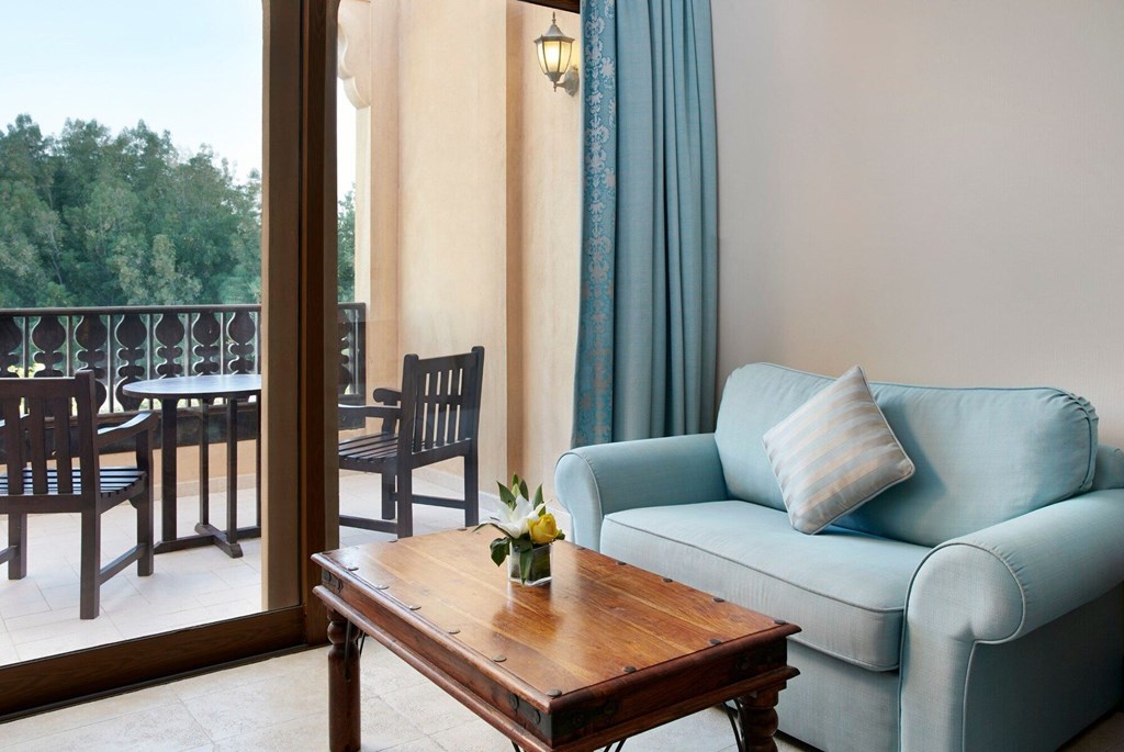 Hilton Al Hamra Golf And Beach Resort: Room