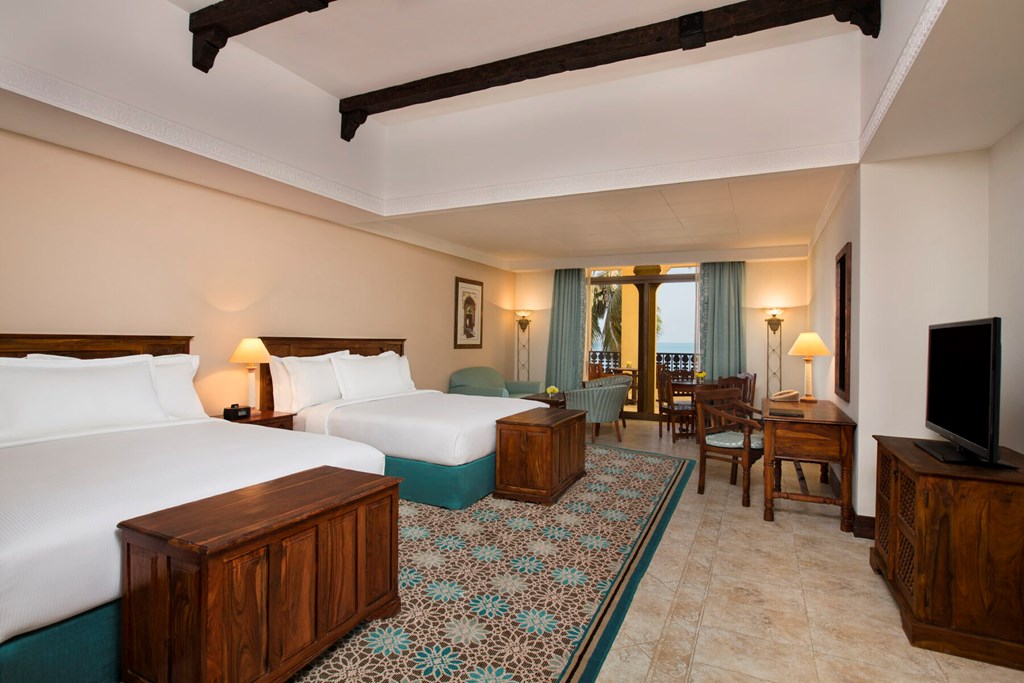 Hilton Al Hamra Golf And Beach Resort: Room