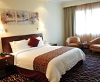 Cassells Al Barsha Hotel: Room