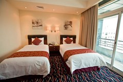 Cassells Al Barsha Hotel: Room - photo 2