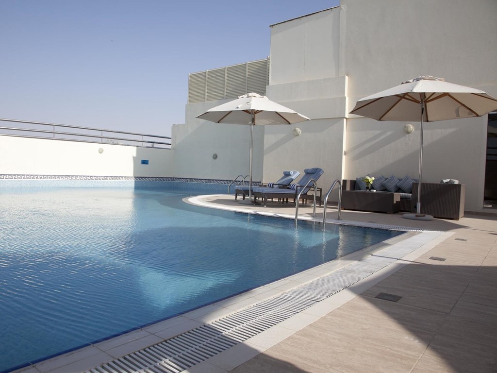Grand Excelsior Hotel - Al Barsha: Pool