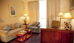 Grand Excelsior Hotel - Al Barsha: Room - photo 5