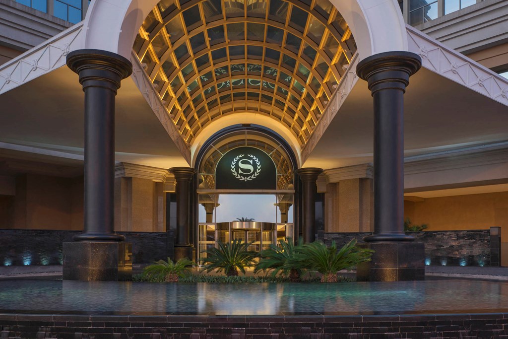 Sheraton Dubai Mall of the Emirates Hotel: Hotel