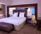 Sheraton Dubai Mall of the Emirates Hotel: Room