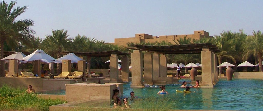 Bab Al Shams Desert Resort And Spa: Pool