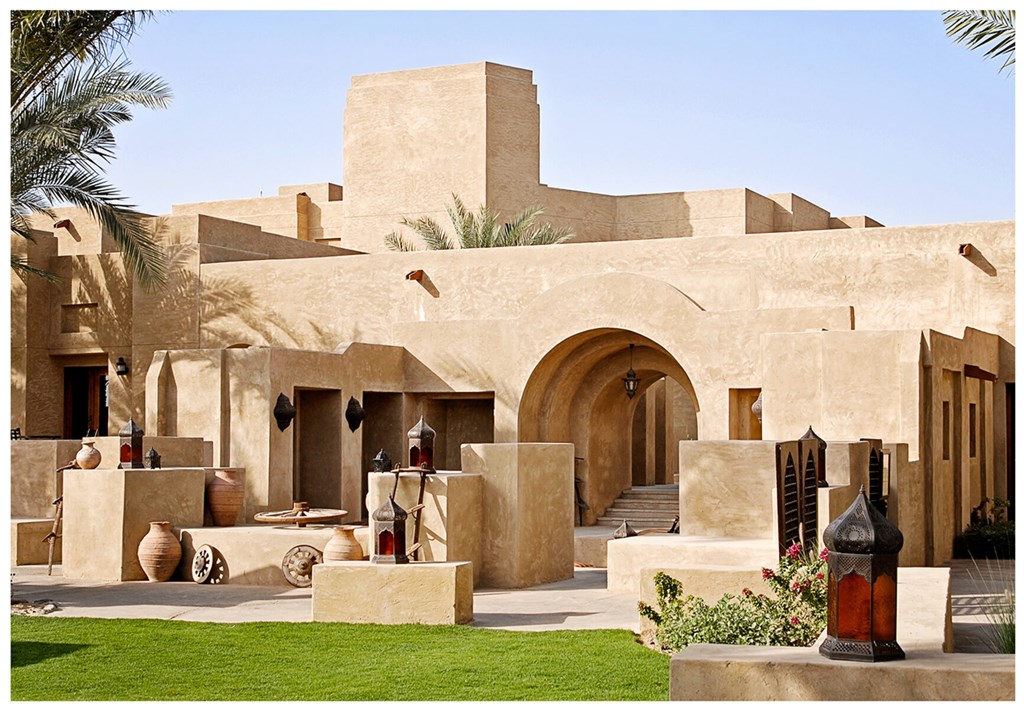 Bab Al Shams Desert Resort And Spa: Hotel exterior