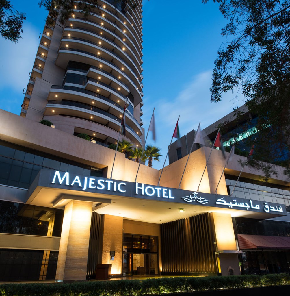 Majestic City Retreat Hotel: Hotel exterior