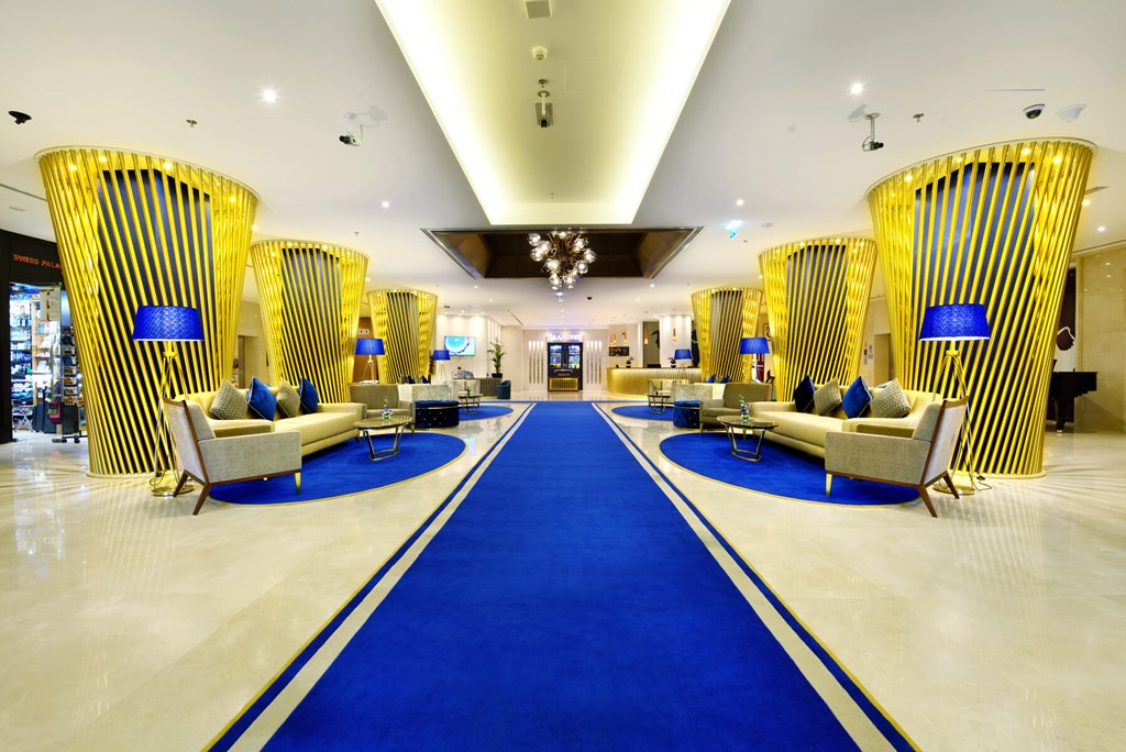 Mercure Gold Hotel: Lobby