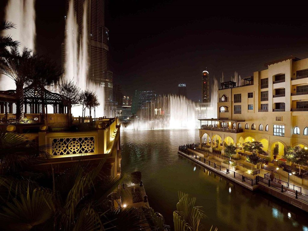 The Palace Downtown Dubai: Hotel exterior