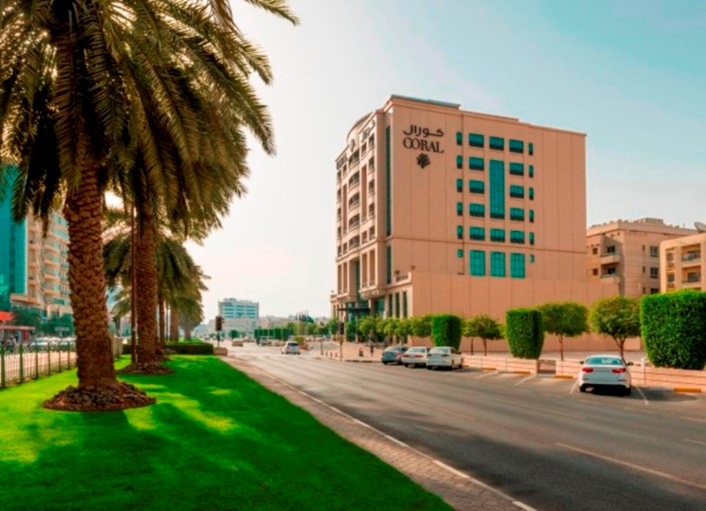 Coral Deira Dubai: Hotel exterior