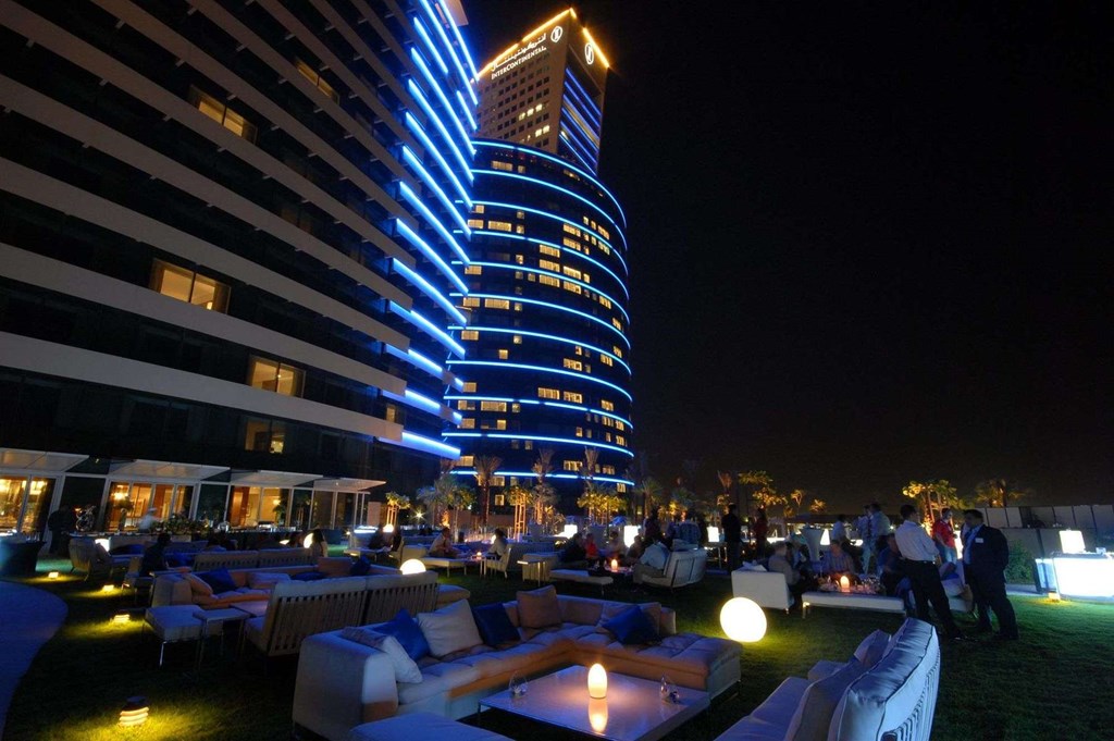 Crowne Plaza Dubai Festival City: Hotel exterior