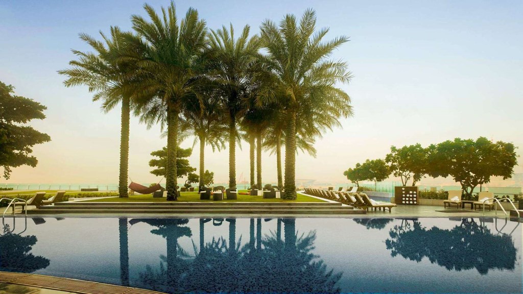 Crowne Plaza Dubai Festival City: Pool