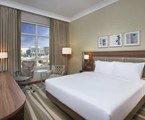 Hilton Garden Inn Dubai Al Muraqabat: Room