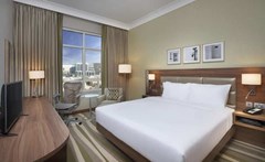 Hilton Garden Inn Dubai Al Muraqabat: Room - photo 3
