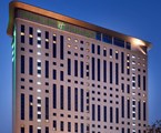 Holiday Inn Dubai Festival City: Hotel exterior