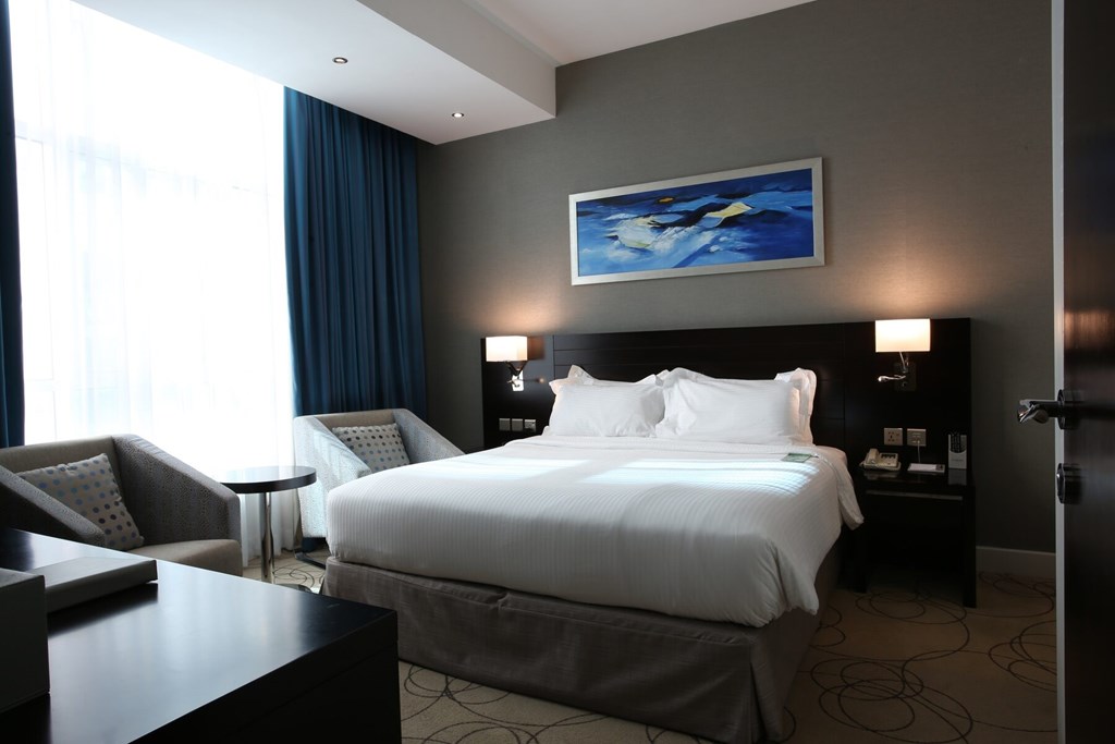 Auris Inn Al Muhanna Hotel: Room
