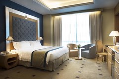 Byblos Hotel: Room - photo 7